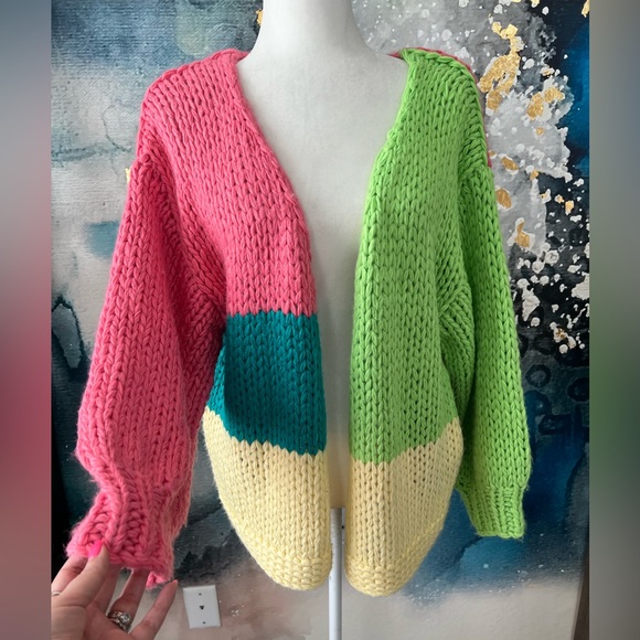 Listicle Sweaters - Vici | Colorblock Pocketed Soft Knit Cardigan